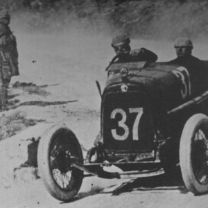 1922_Ferrari_su_AlfaRomeo